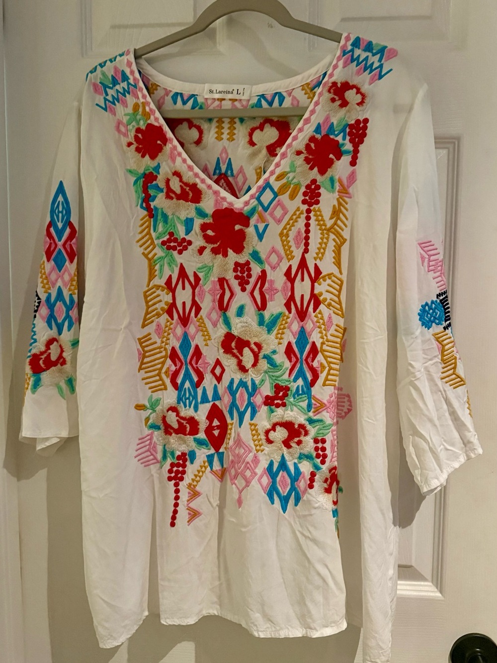 White V-Neck Embroidered Women's Tunic
